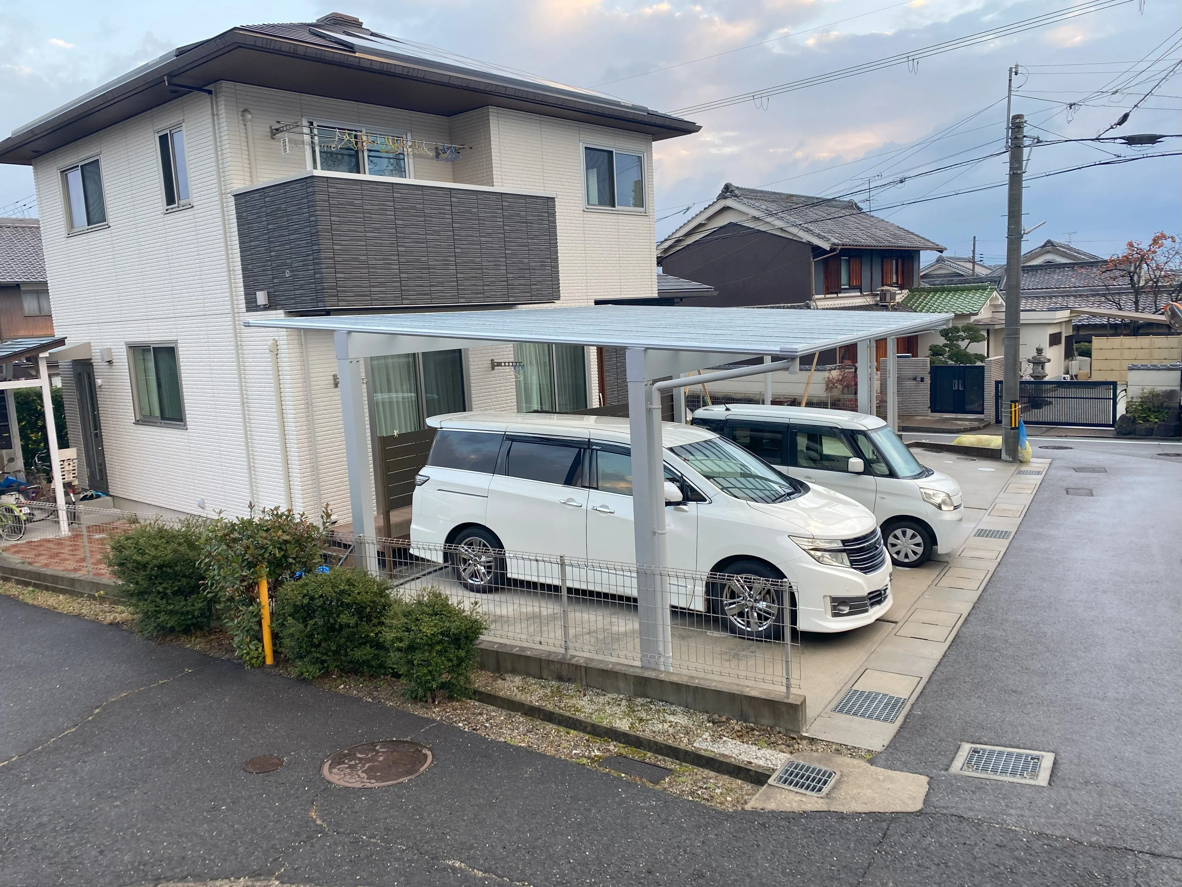 施工実績を追加しました【駐車場カーポート設置】